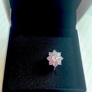 Sterling silver flowered Cubic Zirconia Size 5